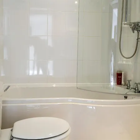 Hilltop Barn * Starbotton